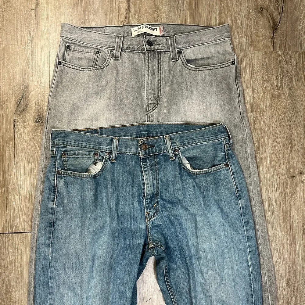 Lot of 2 Levis 514 559 Mens 34x32 Jeans 100% Cotton Straight Gray Blue
